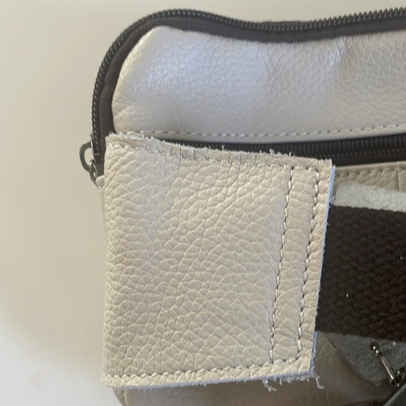COWHIDE Leather Fanny Pack White - Picture 7 of 16